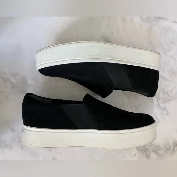 VINCE Warren Black Suede  Slip-On Sneakers Size 8.5 - Picture 4 of 11